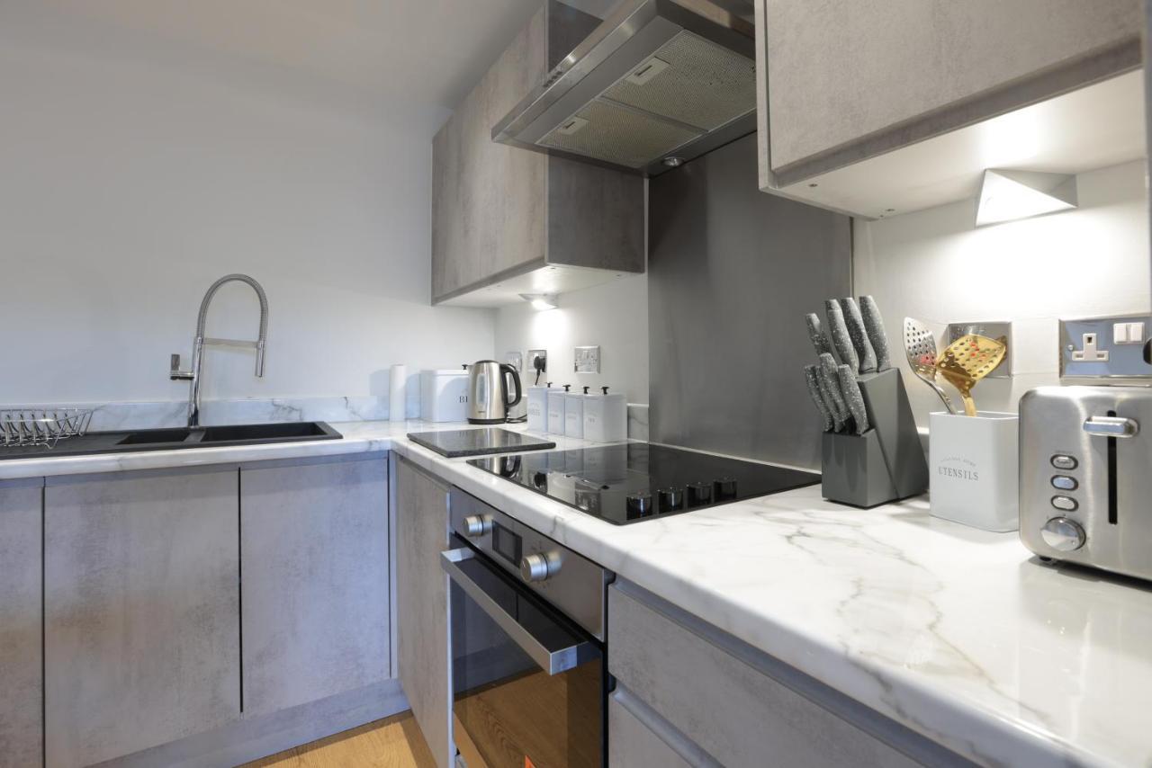 Southbank Leeds Apartment. New! With Free Parking 外观 照片